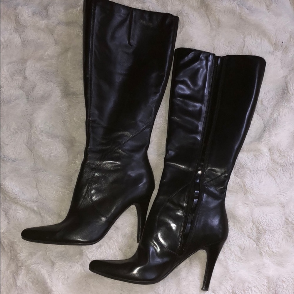 Knee high heel boots